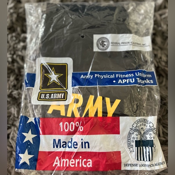 COPY - New Army Physical Fitness Uniform (M) •Official APFU Trunks• - Picture 2 of 4